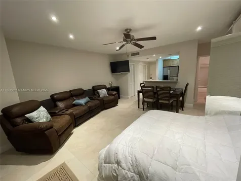 3505 S Ocean Drive Hollywood FL 33019