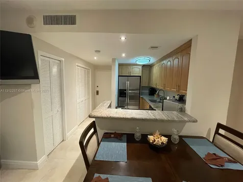 3505 S Ocean Drive Hollywood FL 33019