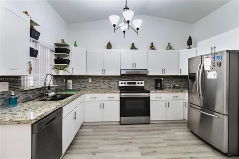 520 NE 164th Terrace Miami FL 33162
