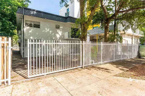 641 NW 2nd Street Miami FL 33128