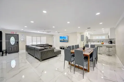 1307 Rodman Street Hollywood FL 33019