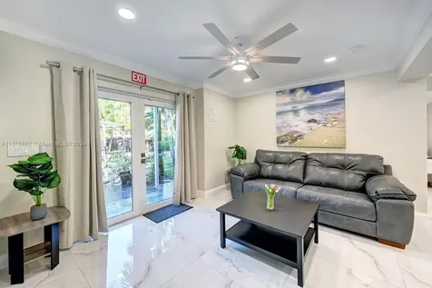 1307 Rodman Street Hollywood FL 33019