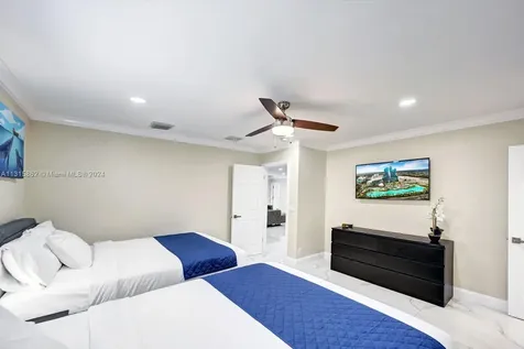 1307 Rodman Street Hollywood FL 33019