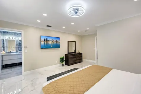 1307 Rodman Street Hollywood FL 33019