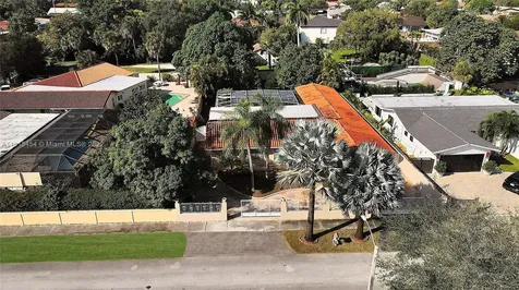 3124 SW 98th Court Miami FL 33165