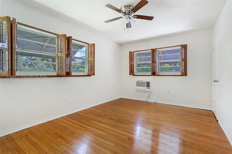 680 NE 50th Terrace Miami FL 33137