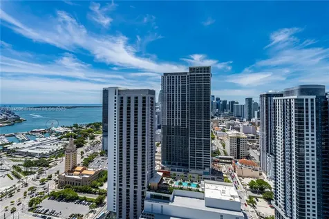 851 NE 1st Avenue Miami FL 33132