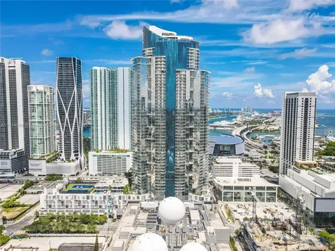 851 NE 1st Avenue Miami FL 33132