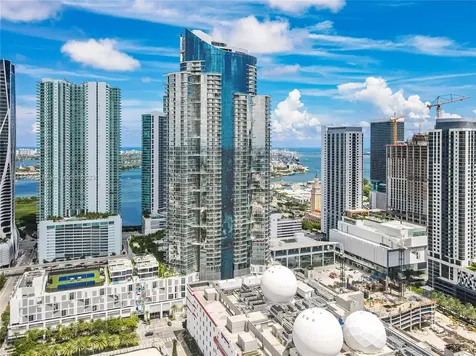 851 NE 1st Avenue Miami FL 33132