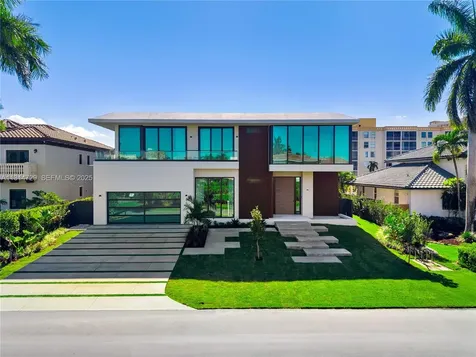 2950 NE 164th Street North Miami Beach FL 33160