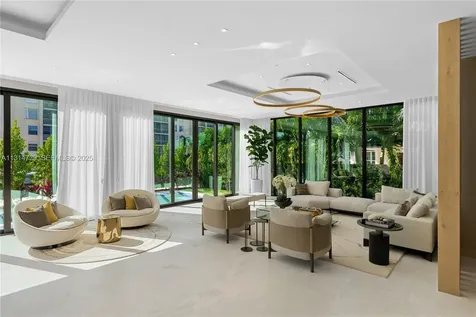 2950 NE 164th Street North Miami Beach FL 33160