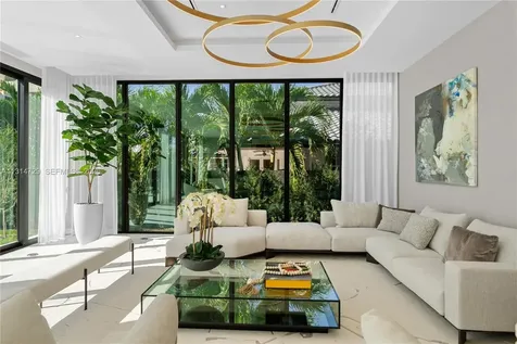 2950 NE 164th Street North Miami Beach FL 33160