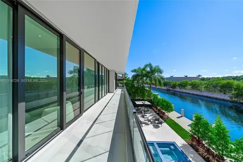 2950 NE 164th Street North Miami Beach FL 33160