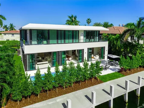 2950 NE 164th Street North Miami Beach FL 33160
