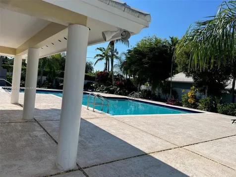 6421 SW 112th Place Miami FL 33173