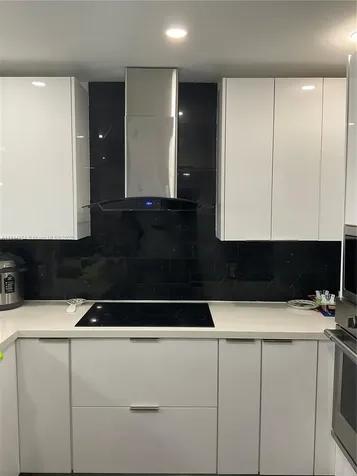 3180 S Ocean Drive Hallandale Beach FL 33009