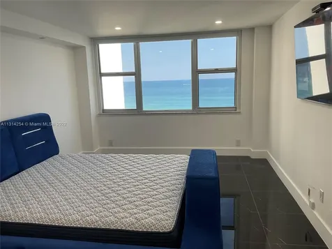 3180 S Ocean Drive Hallandale Beach FL 33009