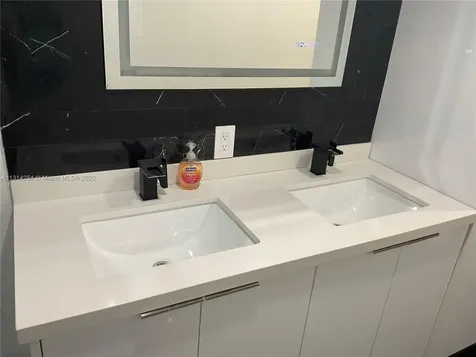 3180 S Ocean Drive Hallandale Beach FL 33009