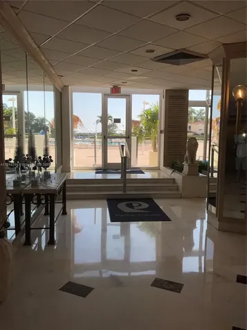 3180 S Ocean Drive Hallandale Beach FL 33009