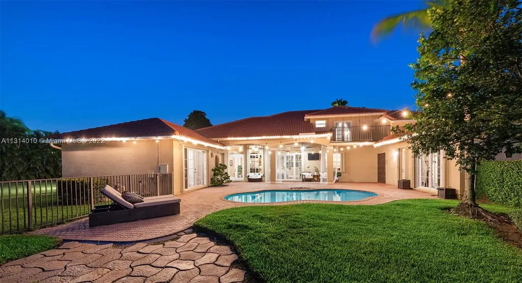 3905 SW 185th Terrace Miramar FL 33029