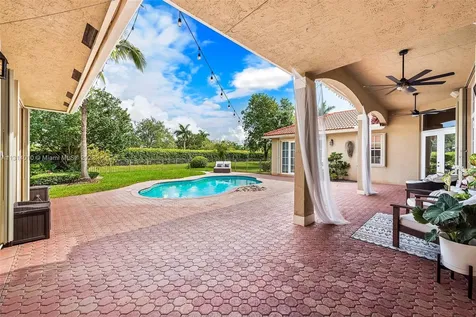 3905 SW 185th Terrace Miramar FL 33029