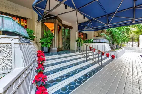 2901 S Bayshore Drive Miami FL 33133