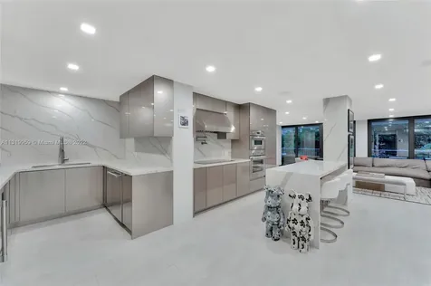 2901 S Bayshore Drive Miami FL 33133