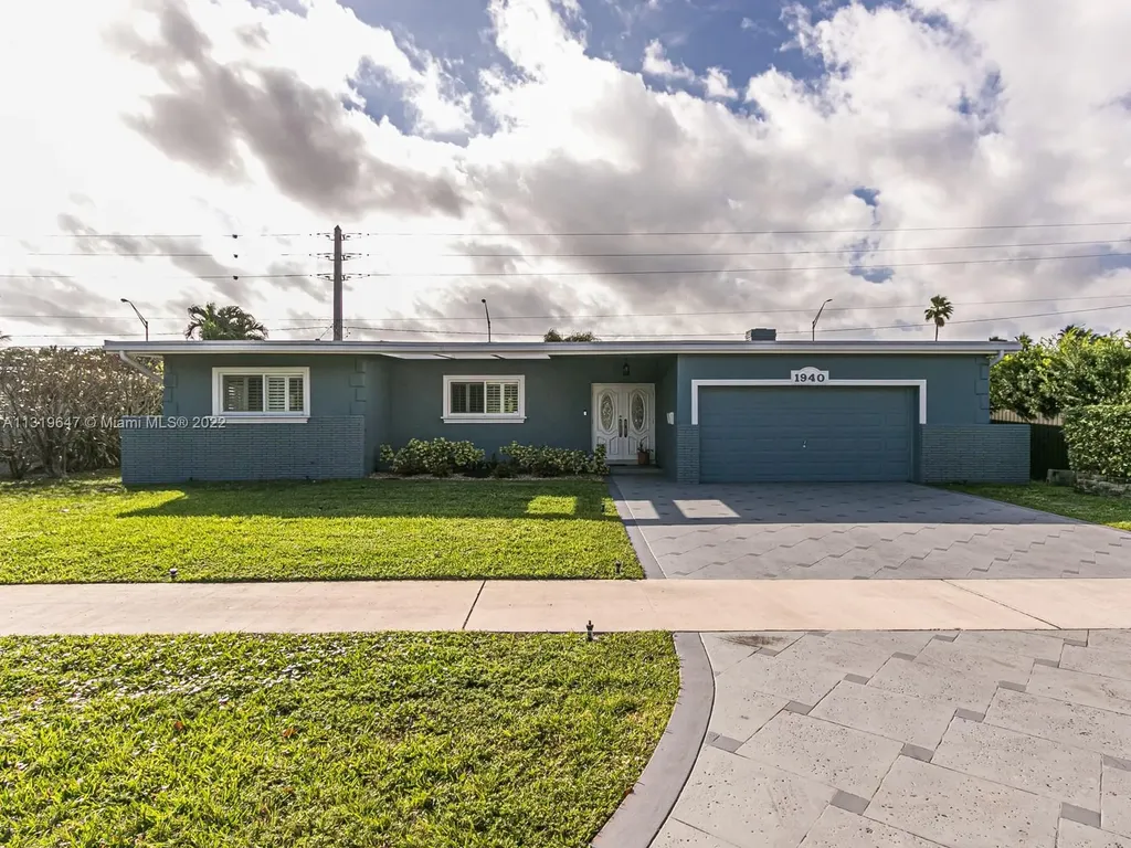 1940 NE 185th Terrace North Miami Beach FL 33179