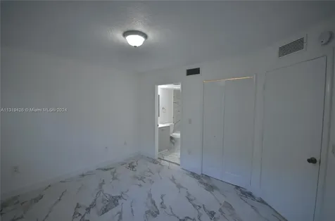 1241 SE 29th Street Homestead FL 33035