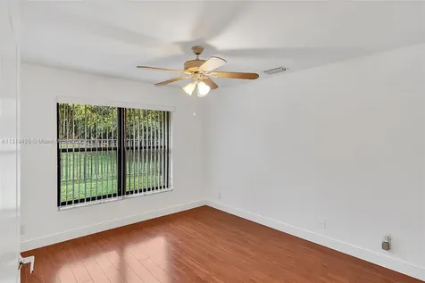 1073 Twin Branch Lane Weston FL 33326