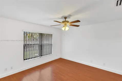 1073 Twin Branch Lane Weston FL 33326
