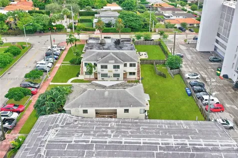 1910 And 1920 Biarritz Drive Miami Beach FL 33141