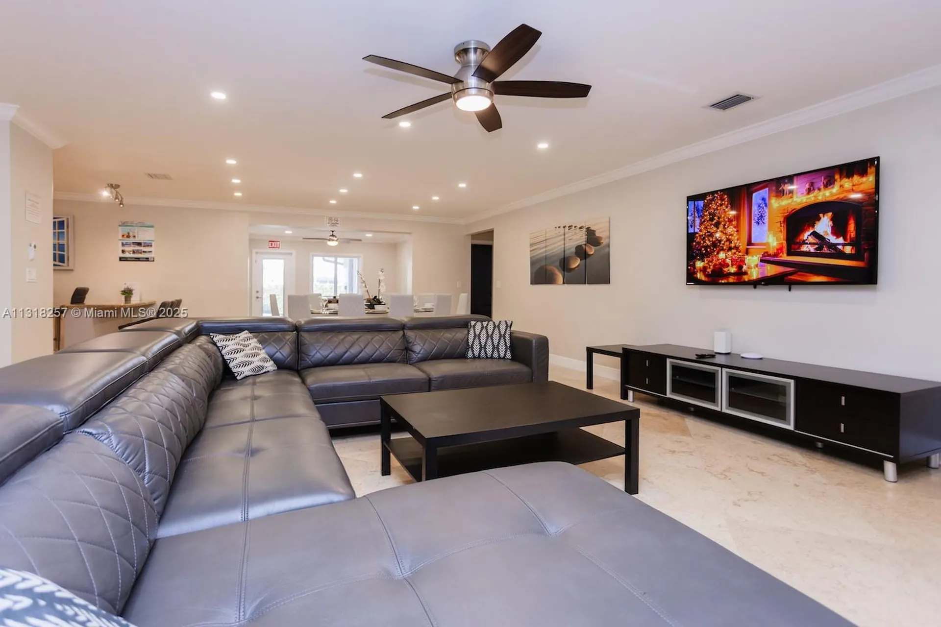 833 Washington Street Hollywood FL 33019