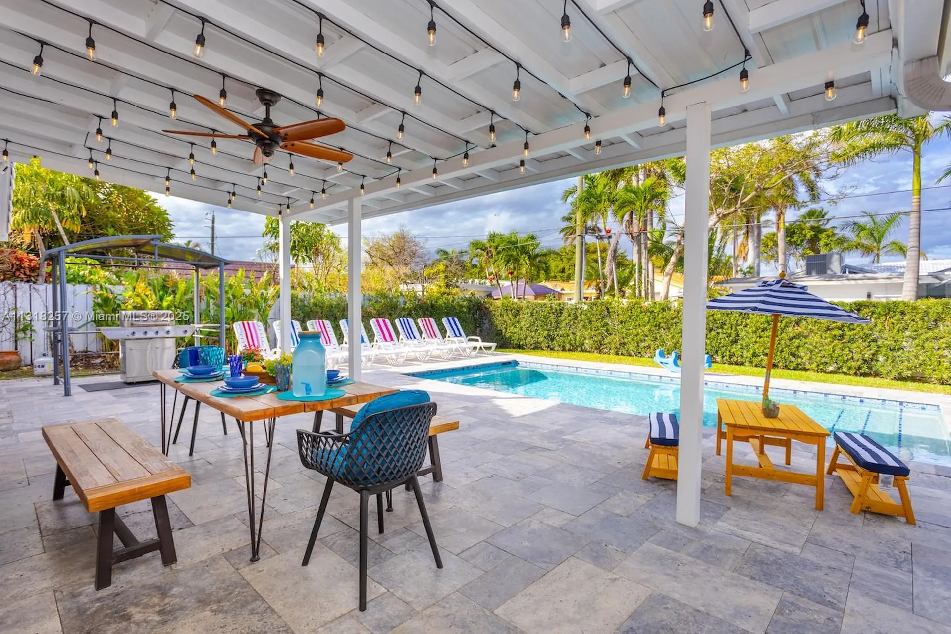 833 Washington Street Hollywood FL 33019