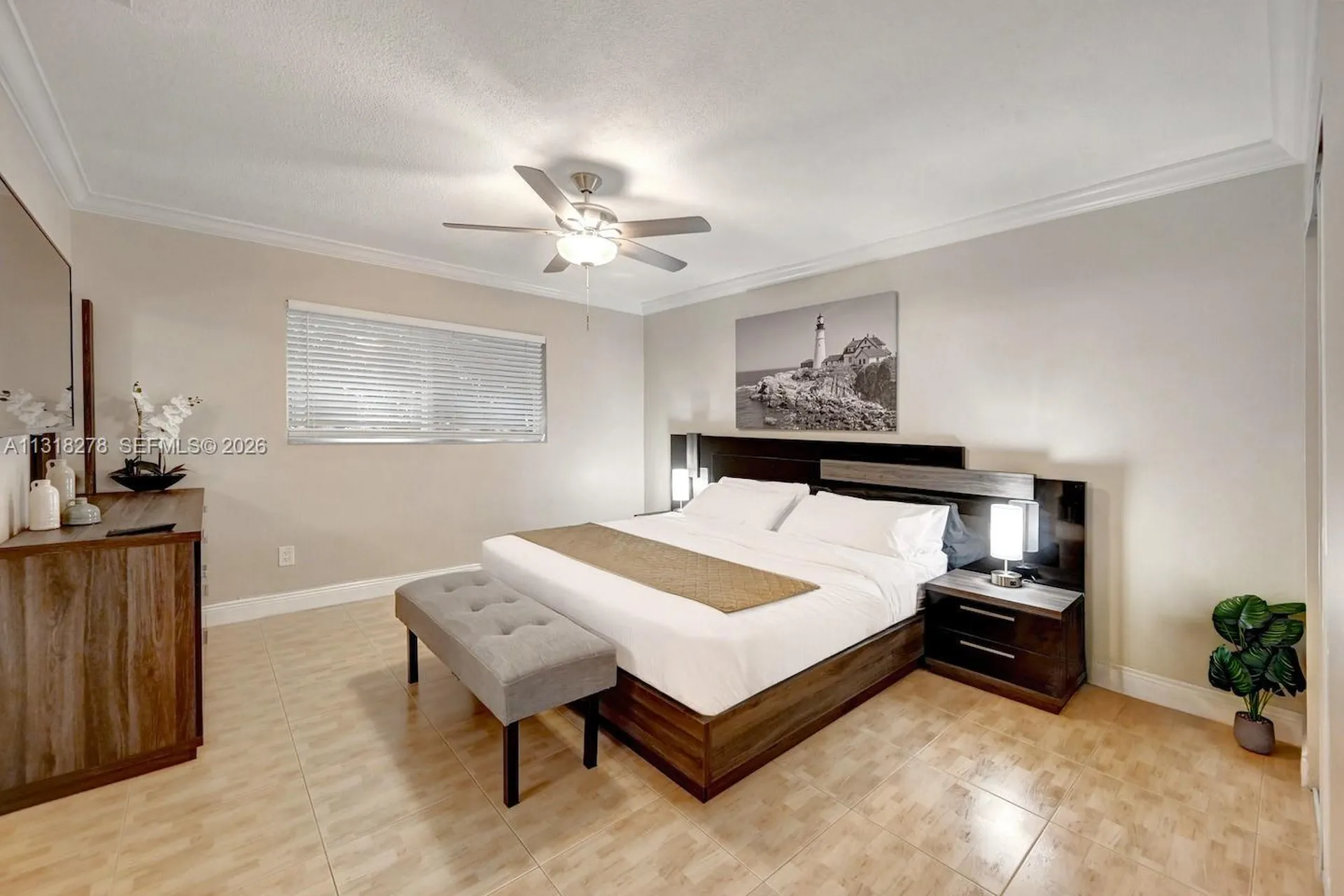 825 Harrison Street Hollywood FL 33019