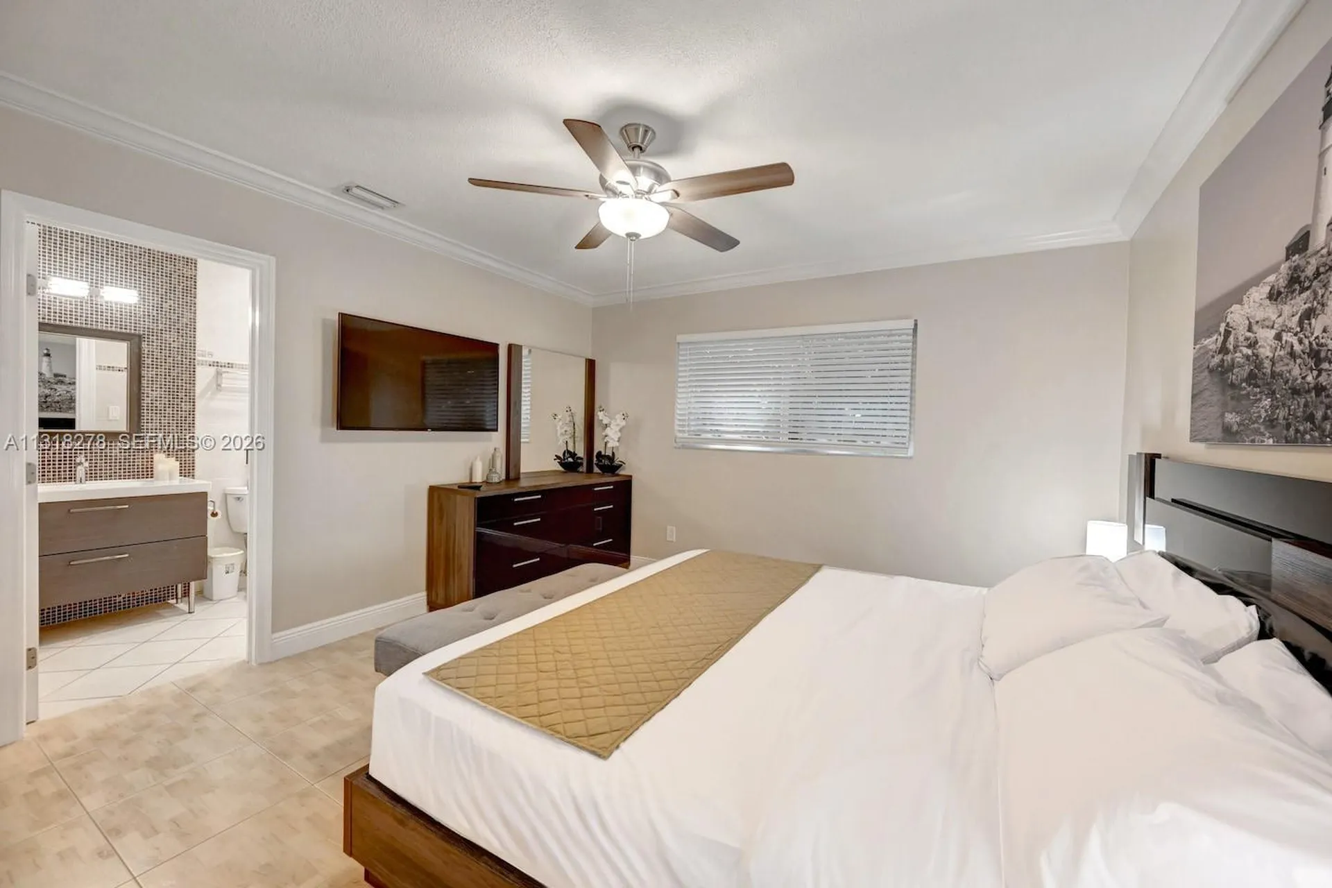 825 Harrison Street Hollywood FL 33019
