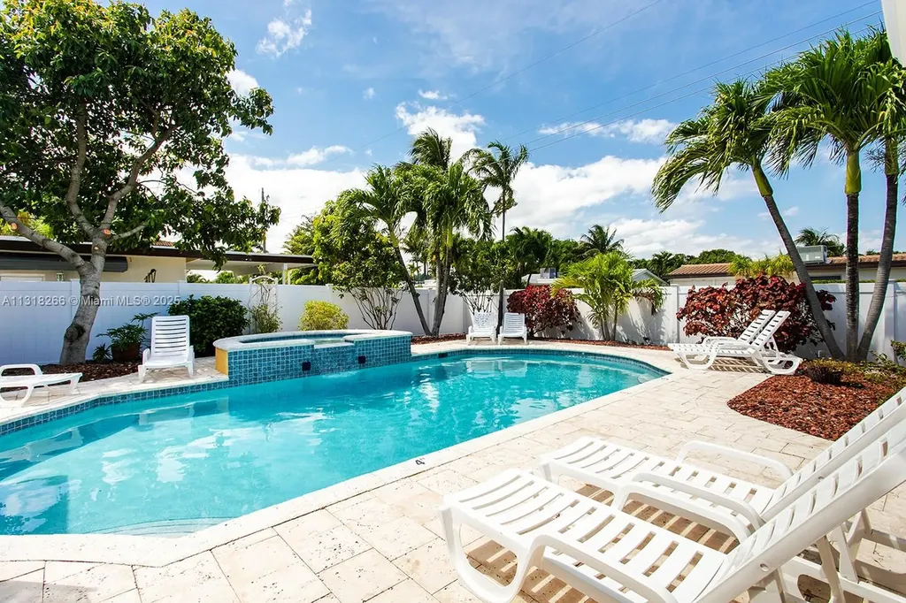 1311 Rodman Street Hollywood FL 33019