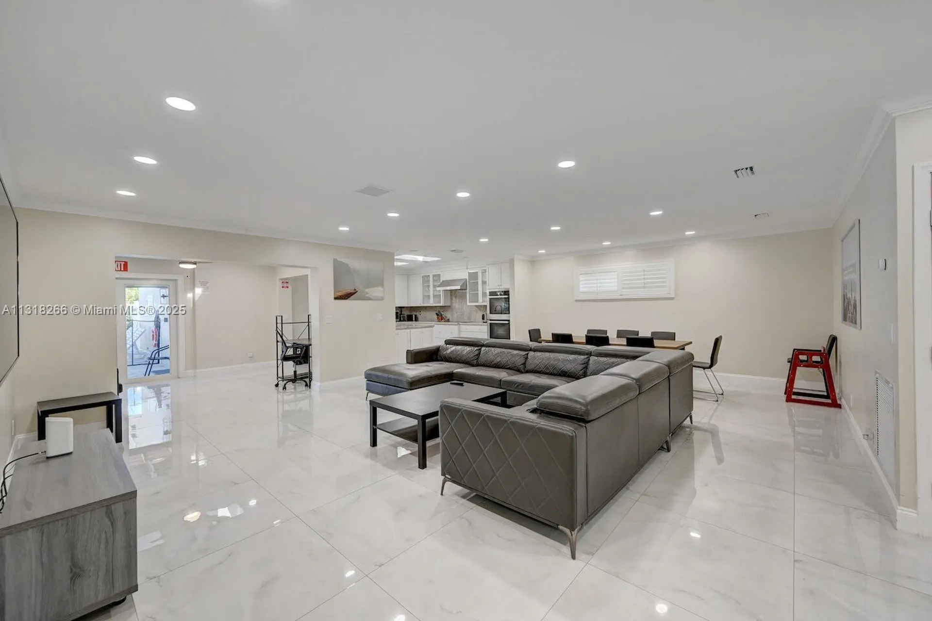 1311 Rodman Street Hollywood FL 33019