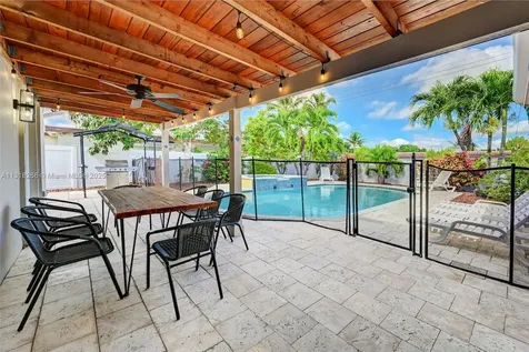1311 Rodman Street Hollywood FL 33019