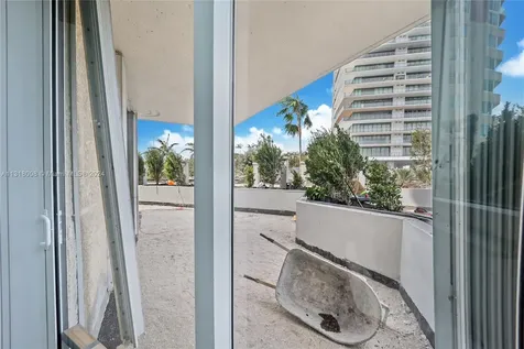 300 S Pointe Drive Miami Beach FL 33139