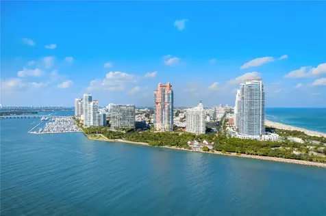 300 S Pointe Drive Miami Beach FL 33139