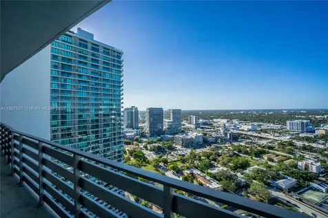650 NE 32nd Street Miami FL 33137