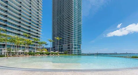 650 NE 32nd Street Miami FL 33137