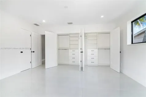 19620 NE 19th Avenue Miami FL 33179