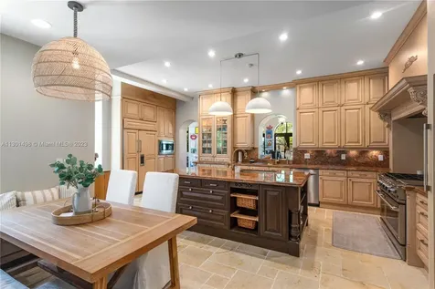 6864 SW 68th Street South Miami FL 33143