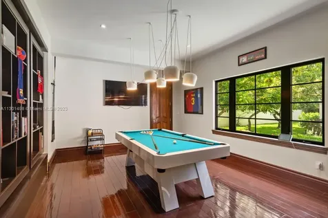 6864 SW 68th Street South Miami FL 33143