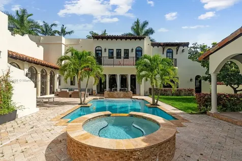 6864 SW 68th Street South Miami FL 33143
