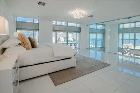 3301 NE 1st Avenue Miami FL 33137