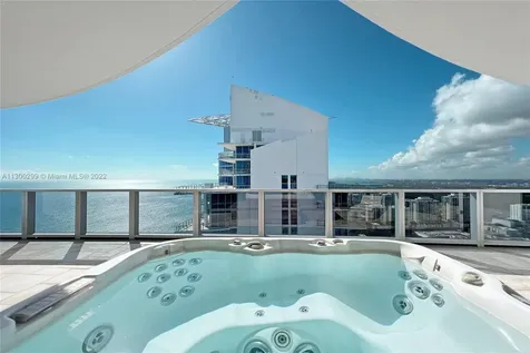 17121 Collins Avenue Sunny Isles Beach FL 33160