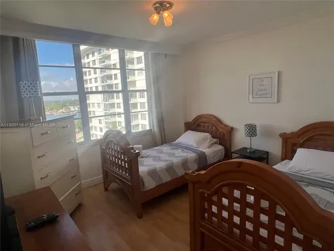 Miami Beach FL 33140